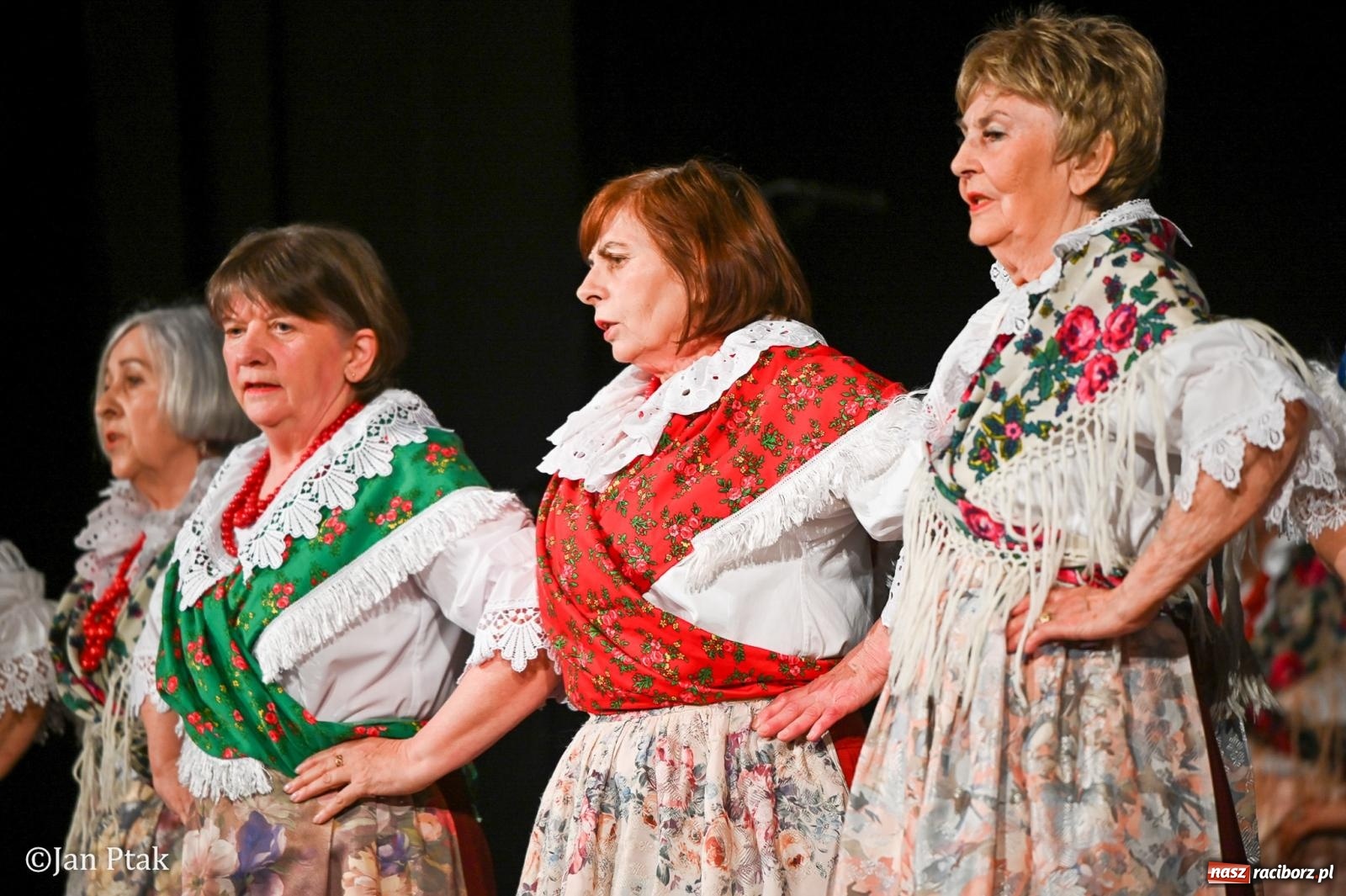 Zdjęcie w galerii na portalu naszraciborz.pl: Śląska tradycja wybrzmiała w Strzesze. Koncert pełen muzyki i folkloru wiadomości z regionu