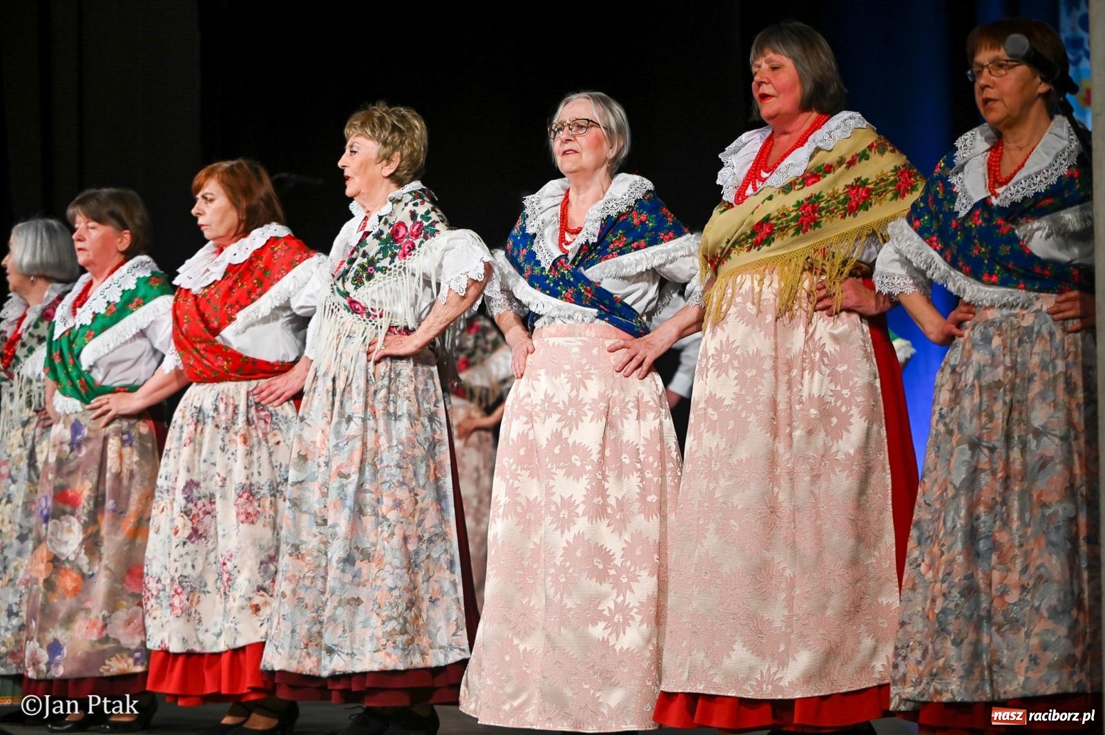 Zdjęcie w galerii na portalu naszraciborz.pl: Śląska tradycja wybrzmiała w Strzesze. Koncert pełen muzyki i folkloru wiadomości z regionu