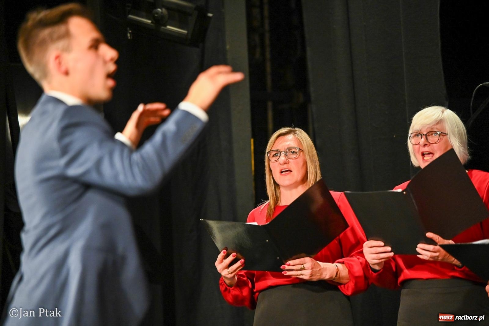 Zdjęcie w galerii na portalu naszraciborz.pl: Śląska tradycja wybrzmiała w Strzesze. Koncert pełen muzyki i folkloru wiadomości z regionu