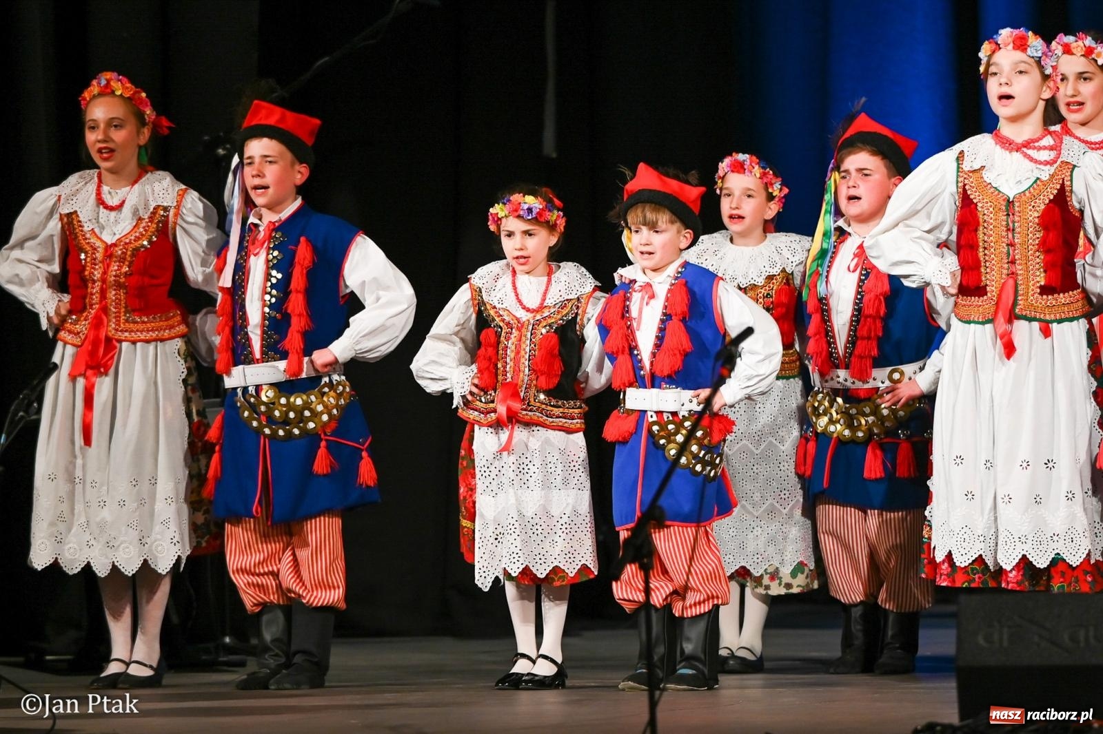 Zdjęcie w galerii na portalu naszraciborz.pl: Śląska tradycja wybrzmiała w Strzesze. Koncert pełen muzyki i folkloru wiadomości z regionu