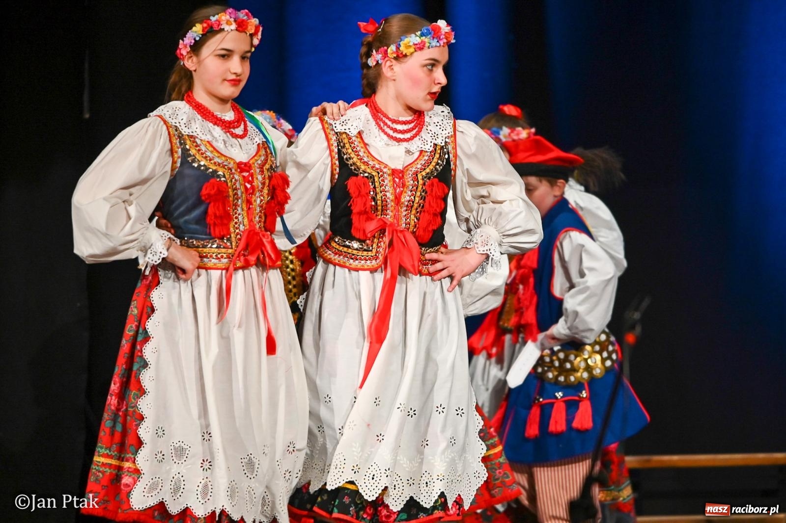 Zdjęcie w galerii na portalu naszraciborz.pl: Śląska tradycja wybrzmiała w Strzesze. Koncert pełen muzyki i folkloru wiadomości z regionu