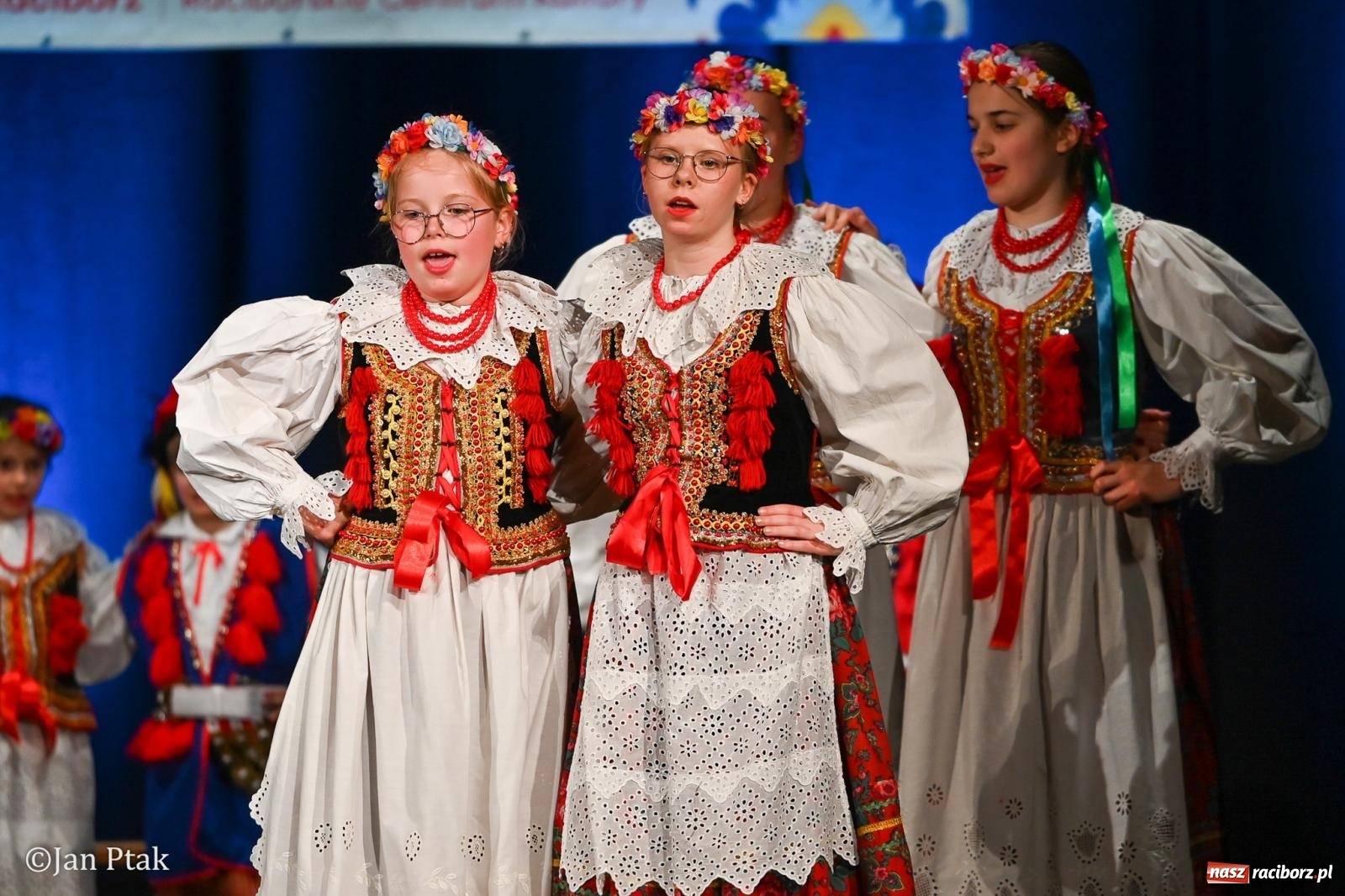 Zdjęcie w galerii na portalu naszraciborz.pl: Śląska tradycja wybrzmiała w Strzesze. Koncert pełen muzyki i folkloru wiadomości z regionu