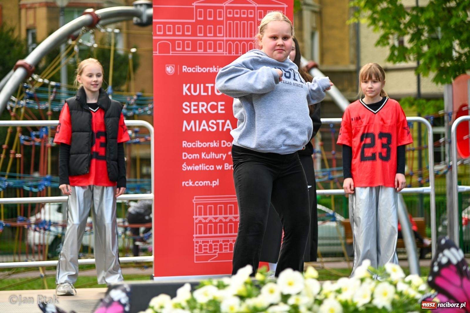 Zdjęcie w galerii na portalu naszraciborz.pl: Racibórz dla planety. Podsumowanie Dnia Ziemi w Ogródku Jordanowskim wiadomości z regionu