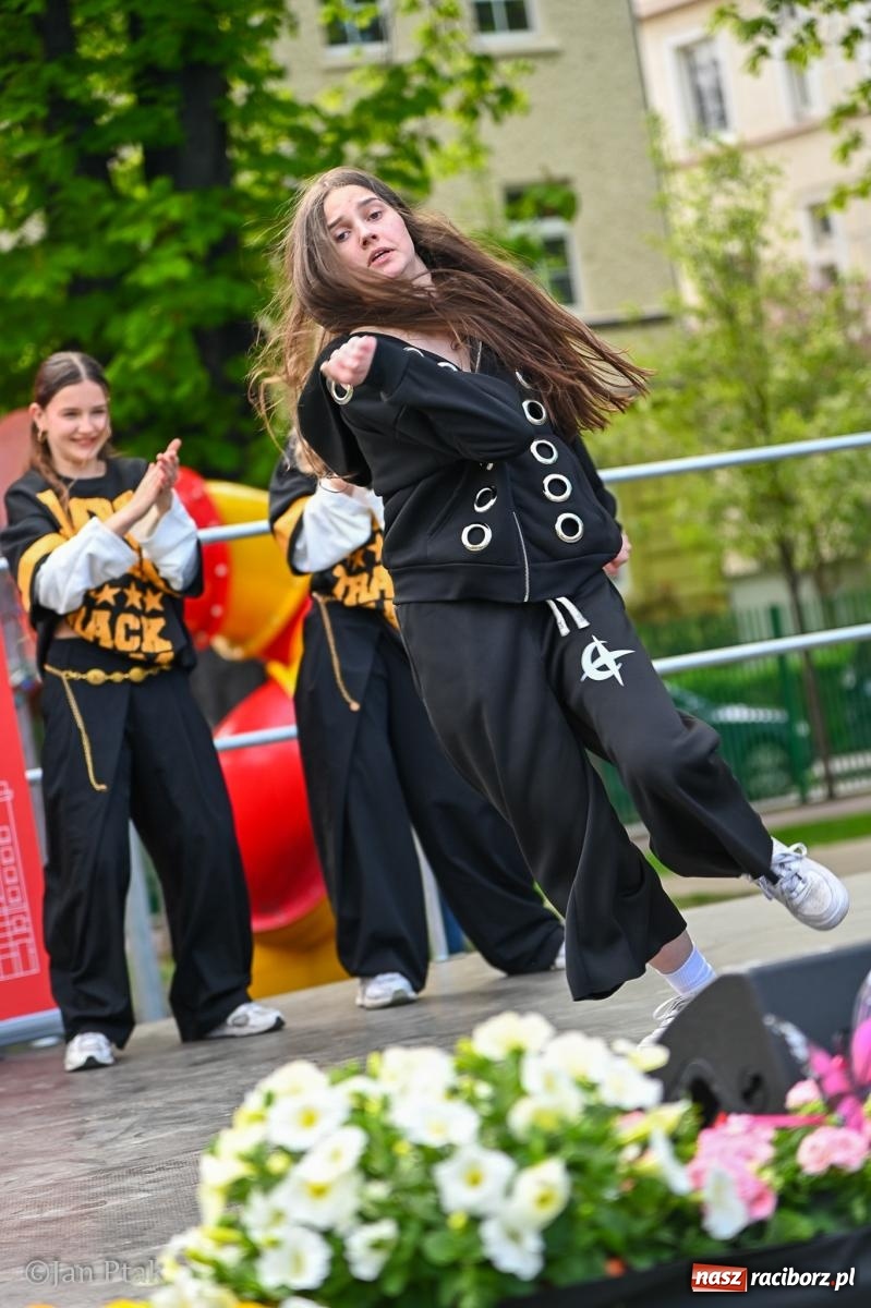 Zdjęcie w galerii na portalu naszraciborz.pl: Racibórz dla planety. Podsumowanie Dnia Ziemi w Ogródku Jordanowskim wiadomości z regionu