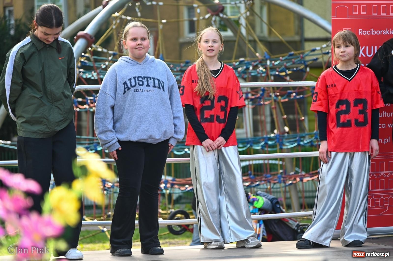 Zdjęcie w galerii na portalu naszraciborz.pl: Racibórz dla planety. Podsumowanie Dnia Ziemi w Ogródku Jordanowskim wiadomości z regionu
