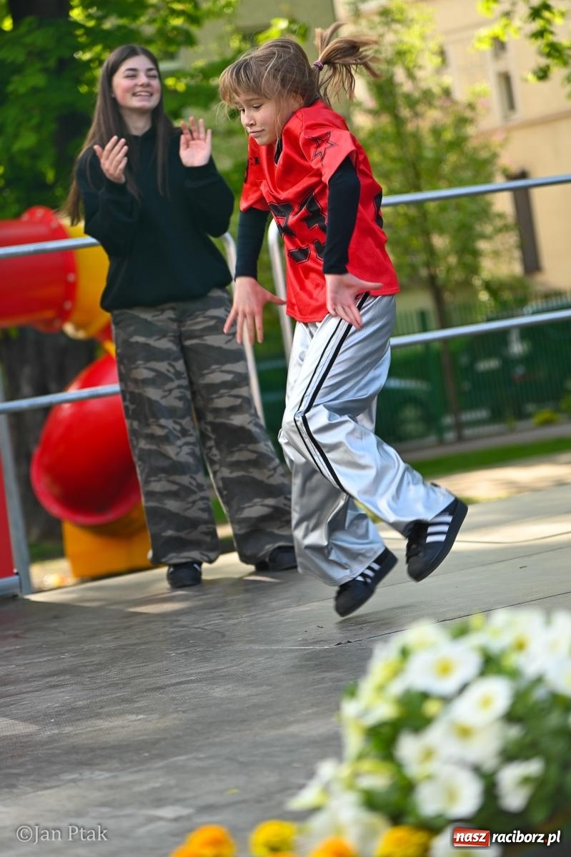 Zdjęcie w galerii na portalu naszraciborz.pl: Racibórz dla planety. Podsumowanie Dnia Ziemi w Ogródku Jordanowskim wiadomości z regionu