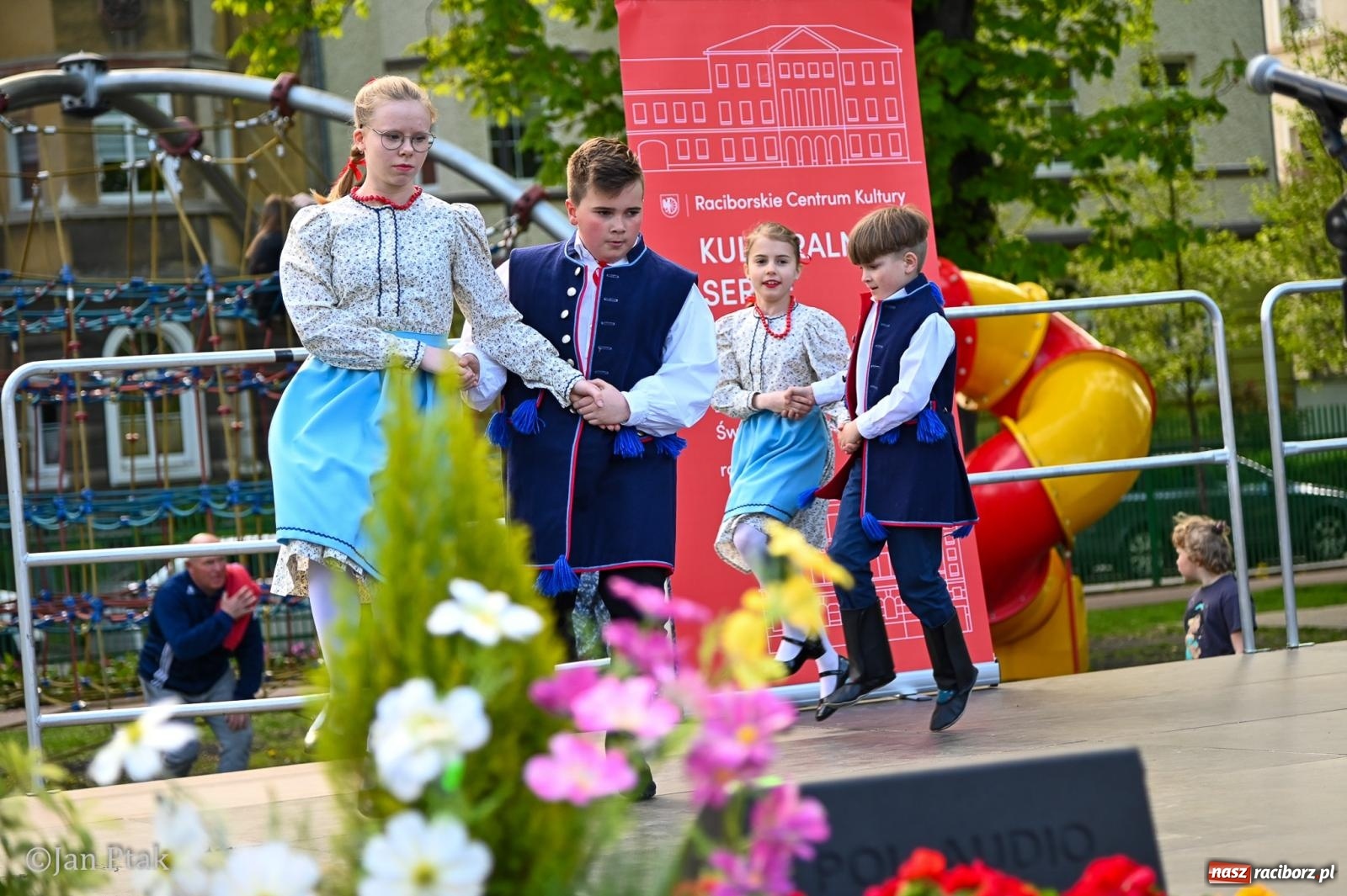 Zdjęcie w galerii na portalu naszraciborz.pl: Racibórz dla planety. Podsumowanie Dnia Ziemi w Ogródku Jordanowskim wiadomości z regionu