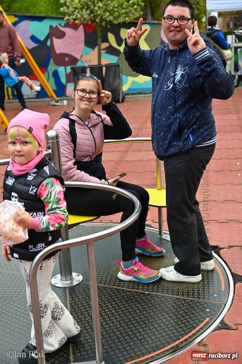 Zdjęcie w galerii na portalu naszraciborz.pl: Racibórz dla planety. Podsumowanie Dnia Ziemi w Ogródku Jordanowskim wiadomości z regionu