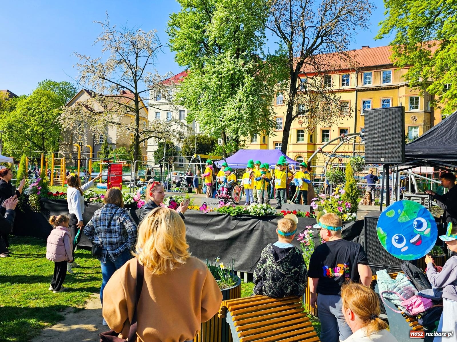 Zdjęcie w galerii na portalu naszraciborz.pl: Racibórz dla planety. Podsumowanie Dnia Ziemi w Ogródku Jordanowskim wiadomości z regionu