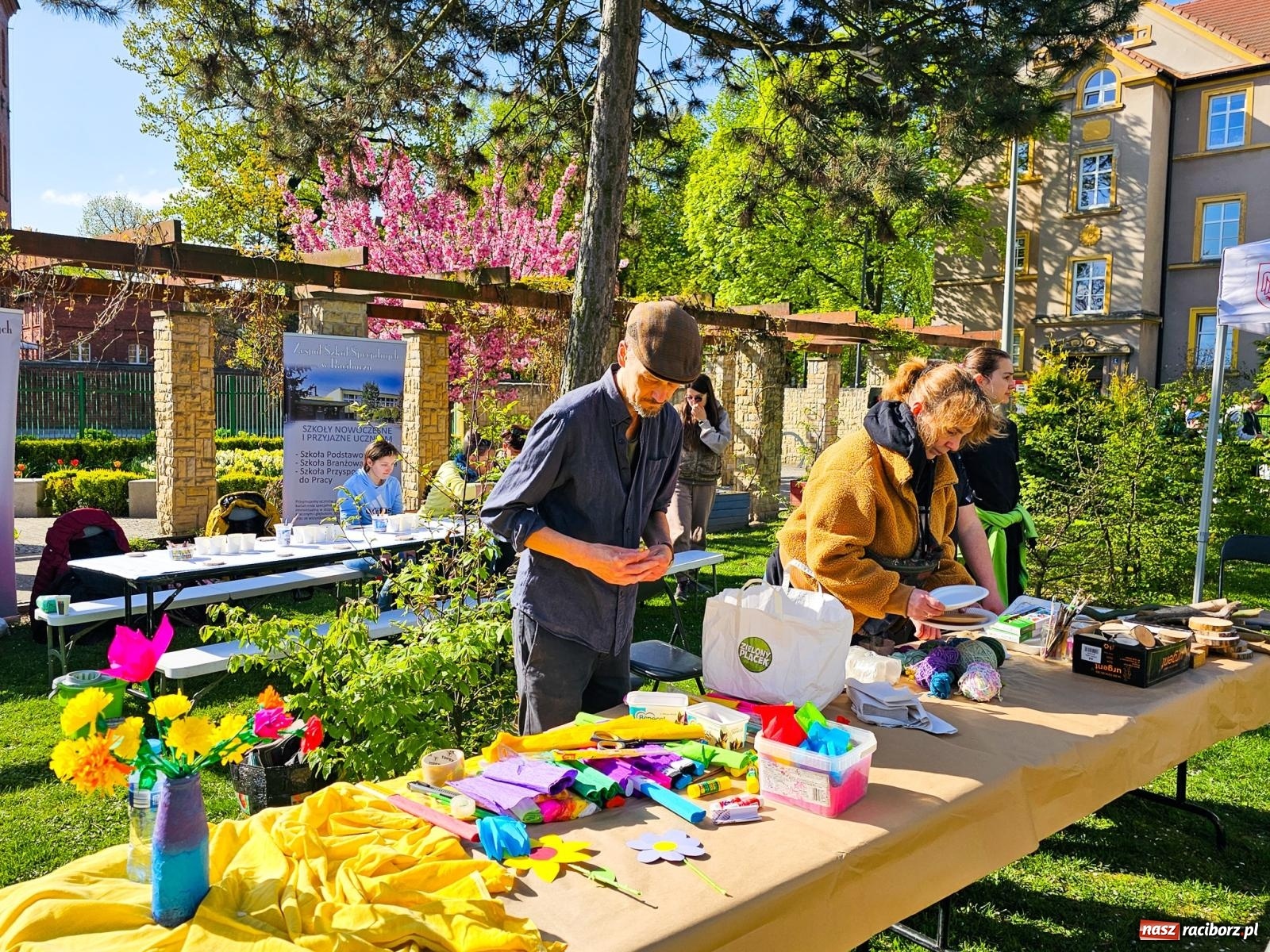 Zdjęcie w galerii na portalu naszraciborz.pl: Racibórz dla planety. Podsumowanie Dnia Ziemi w Ogródku Jordanowskim wiadomości z regionu