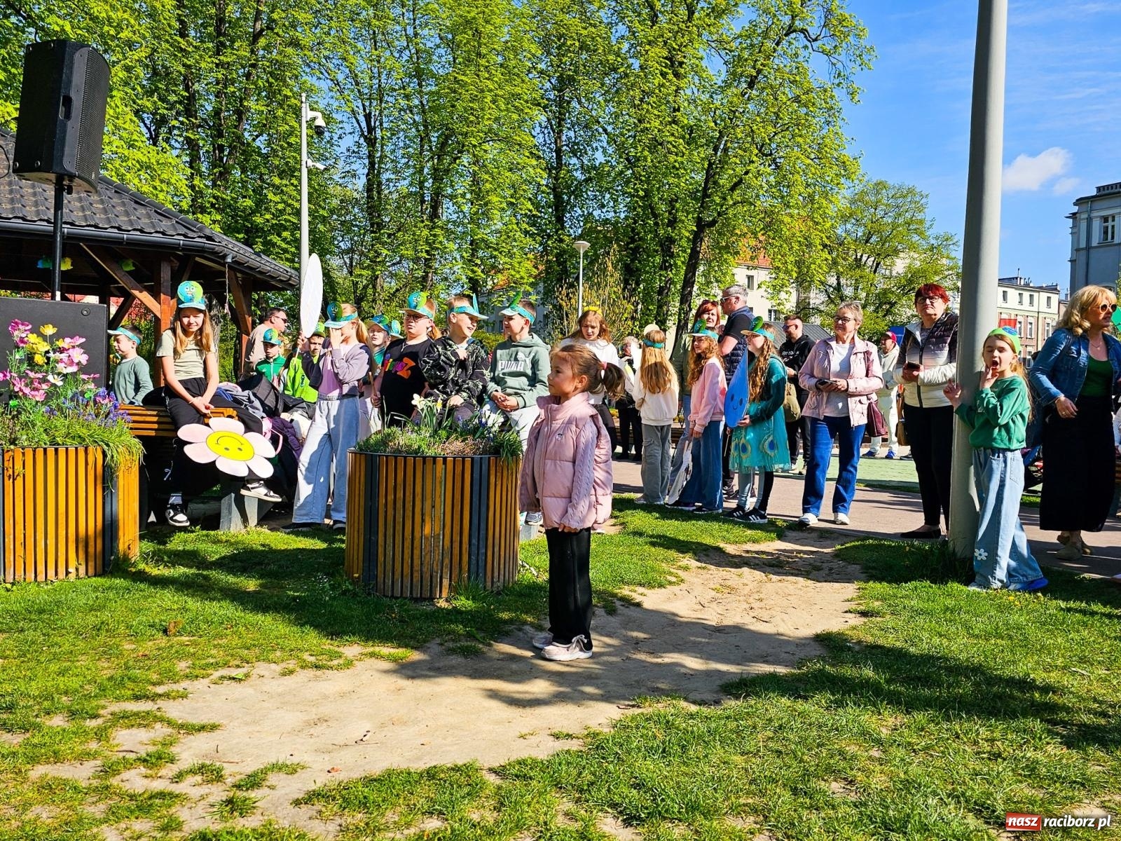 Zdjęcie w galerii na portalu naszraciborz.pl: Racibórz dla planety. Podsumowanie Dnia Ziemi w Ogródku Jordanowskim wiadomości z regionu