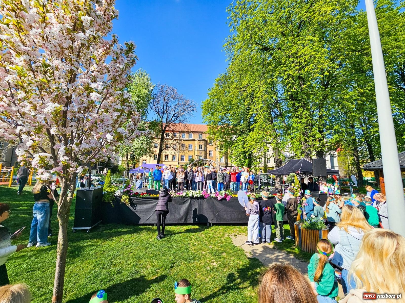 Zdjęcie w galerii na portalu naszraciborz.pl: Racibórz dla planety. Podsumowanie Dnia Ziemi w Ogródku Jordanowskim wiadomości z regionu