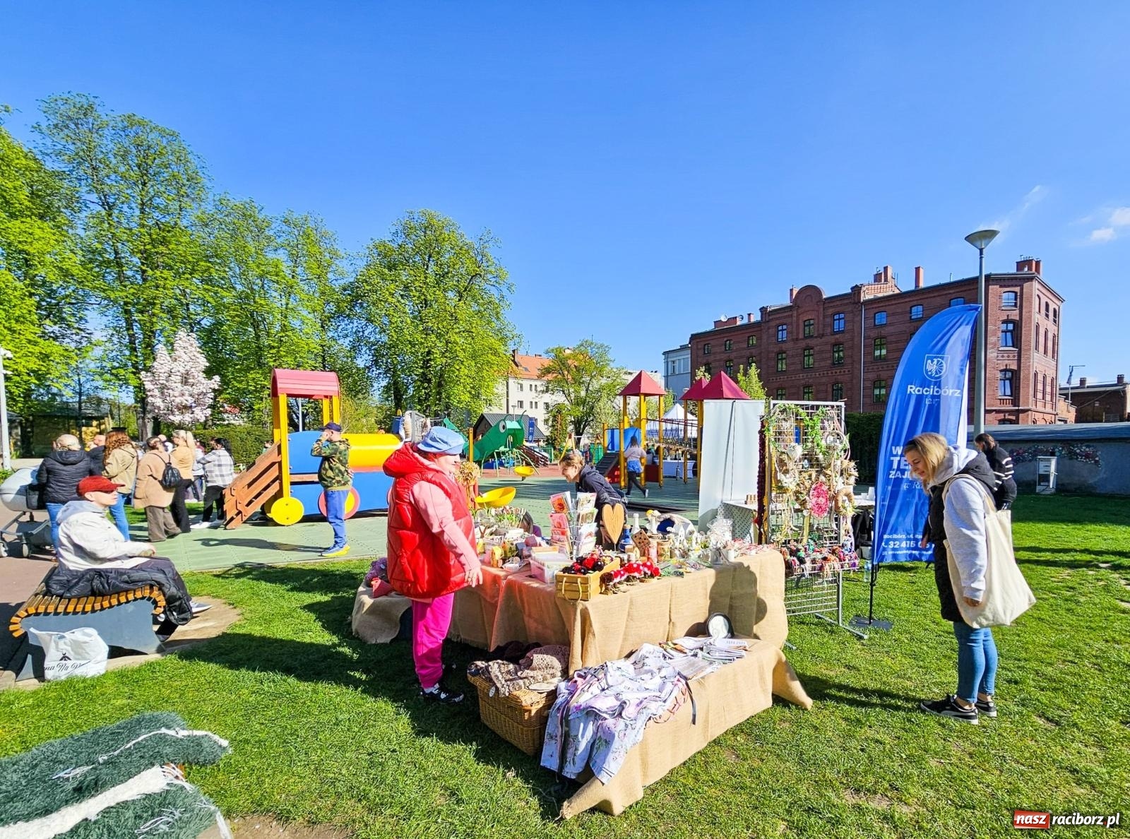 Zdjęcie w galerii na portalu naszraciborz.pl: Racibórz dla planety. Podsumowanie Dnia Ziemi w Ogródku Jordanowskim wiadomości z regionu