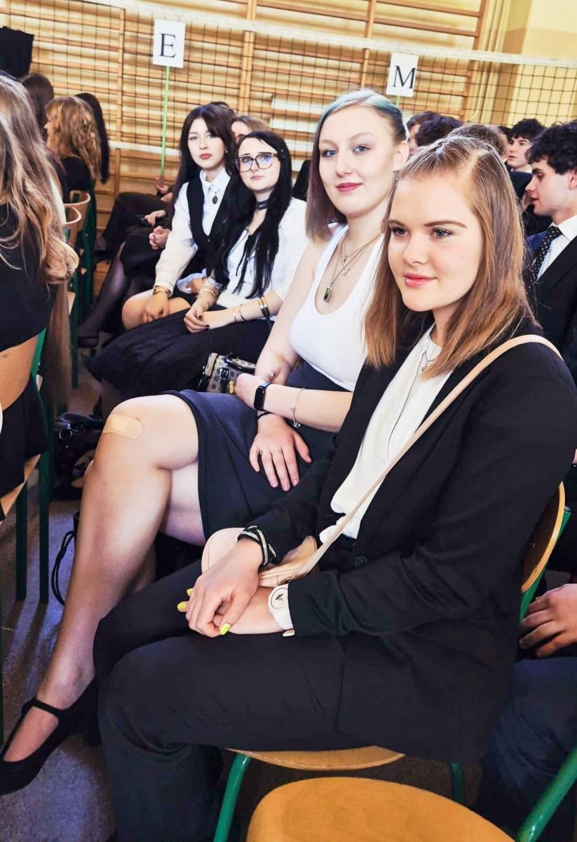 Zdjęcie w galerii na portalu naszraciborz.pl: Pożegnania nadszedł czas. Maturzyści na ostatniej prostej przed egzaminem dojrzałości wiadomości z regionu