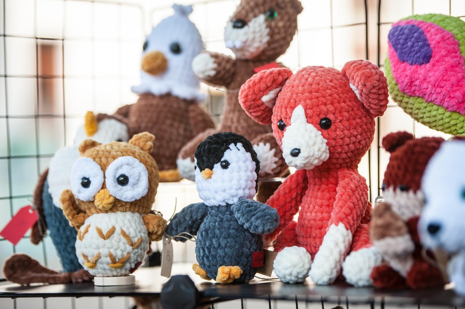 Zdjęcie w galerii na portalu naszraciborz.pl: Ruszył wiosenny jarmark na Zamku Piastowskim w Raciborzu wiadomości z regionu