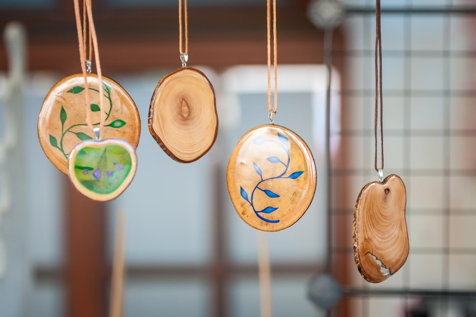 Zdjęcie w galerii na portalu naszraciborz.pl: Ruszył wiosenny jarmark na Zamku Piastowskim w Raciborzu wiadomości z regionu