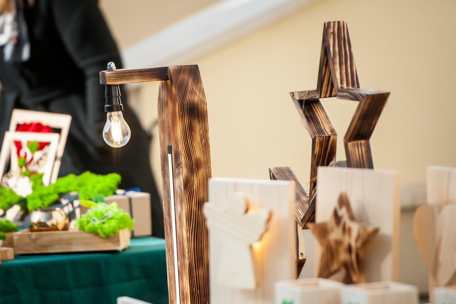 Zdjęcie w galerii na portalu naszraciborz.pl: Ruszył wiosenny jarmark na Zamku Piastowskim w Raciborzu wiadomości z regionu