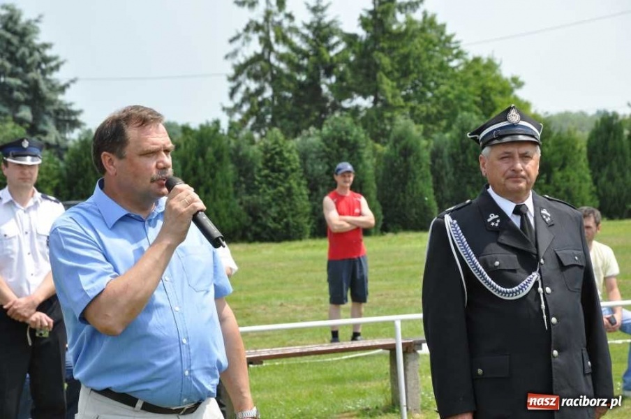 Zdjęcie w galerii na portalu naszraciborz.pl: W Pietrowicach zmagali się strażacy wiadomości z regionu