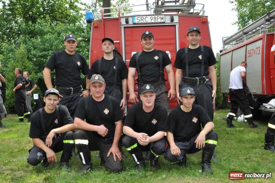 Zdjęcie w galerii na portalu naszraciborz.pl: W Pietrowicach zmagali się strażacy wiadomości z regionu