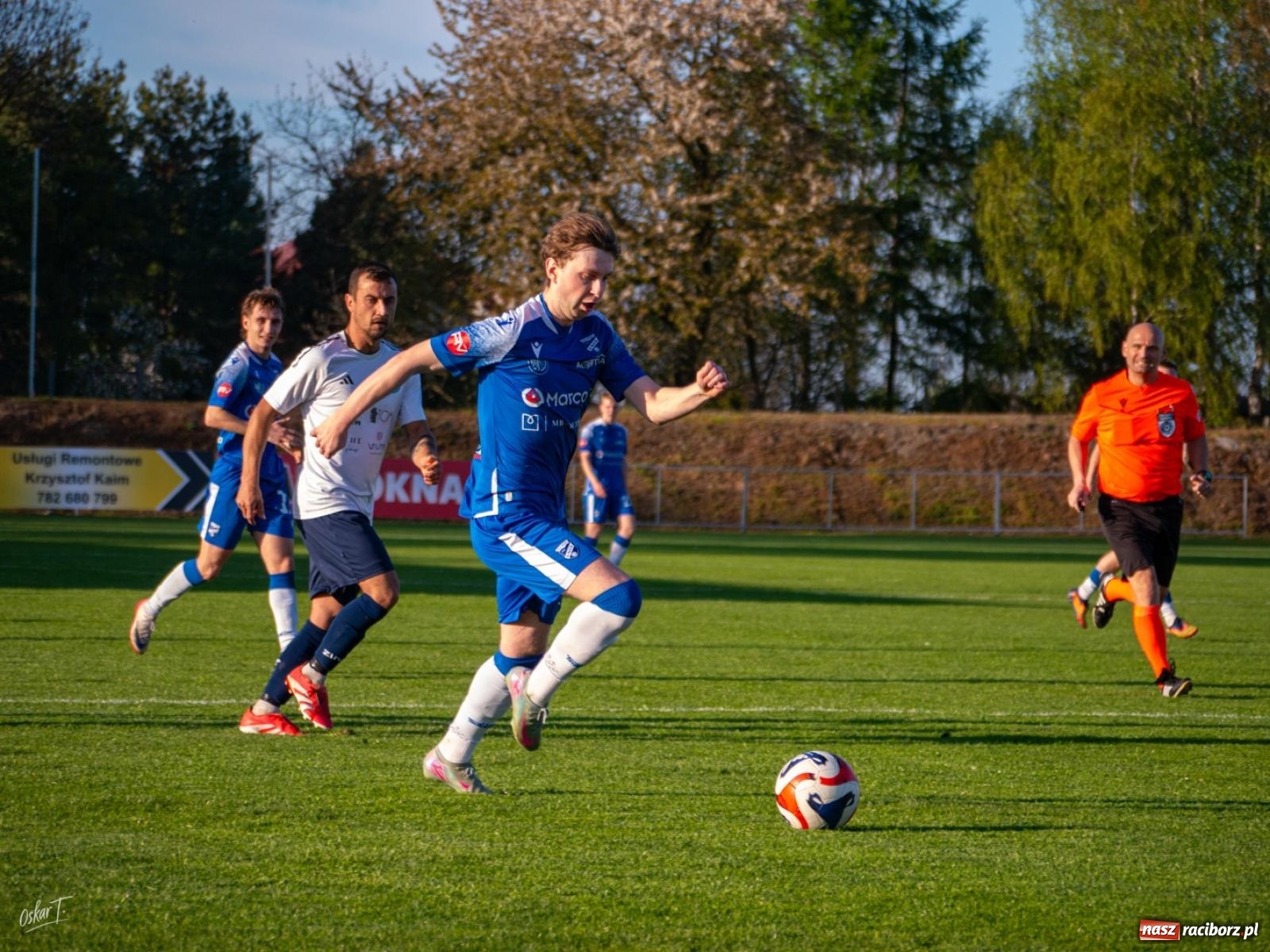 Zdjęcie w galerii na portalu naszraciborz.pl: Wyrównany mecz i walka do końca. Unia Racibórz dzieli punkty z Naprzodem Czyżowice [FOTO] wiadomości z regionu