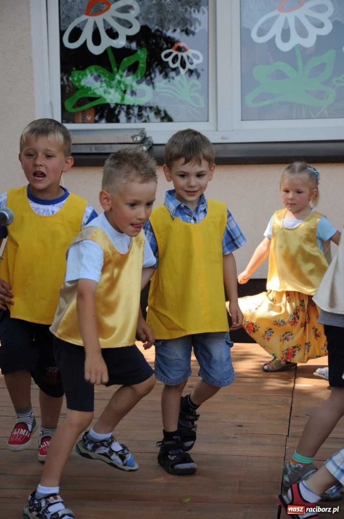 Zdjęcie w galerii na portalu naszraciborz.pl: Festyn z okazji Dnia Dziecka w Borucinie wiadomości z regionu