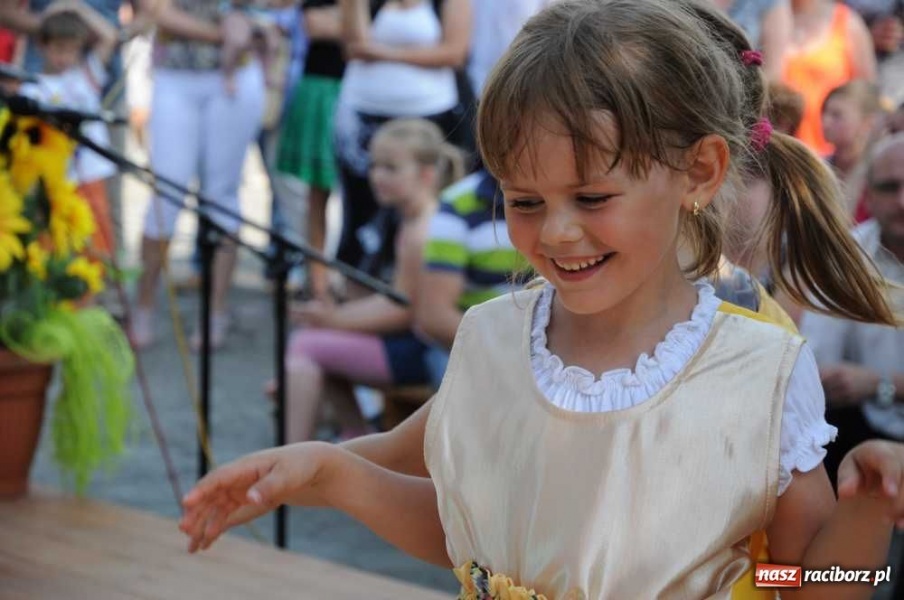 Zdjęcie w galerii na portalu naszraciborz.pl: Festyn z okazji Dnia Dziecka w Borucinie wiadomości z regionu