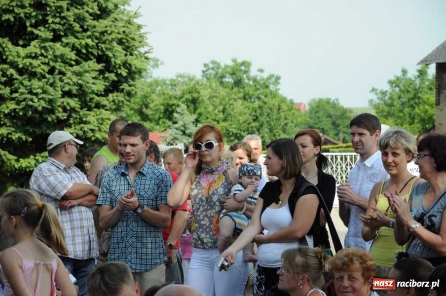Zdjęcie w galerii na portalu naszraciborz.pl: Festyn z okazji Dnia Dziecka w Borucinie wiadomości z regionu
