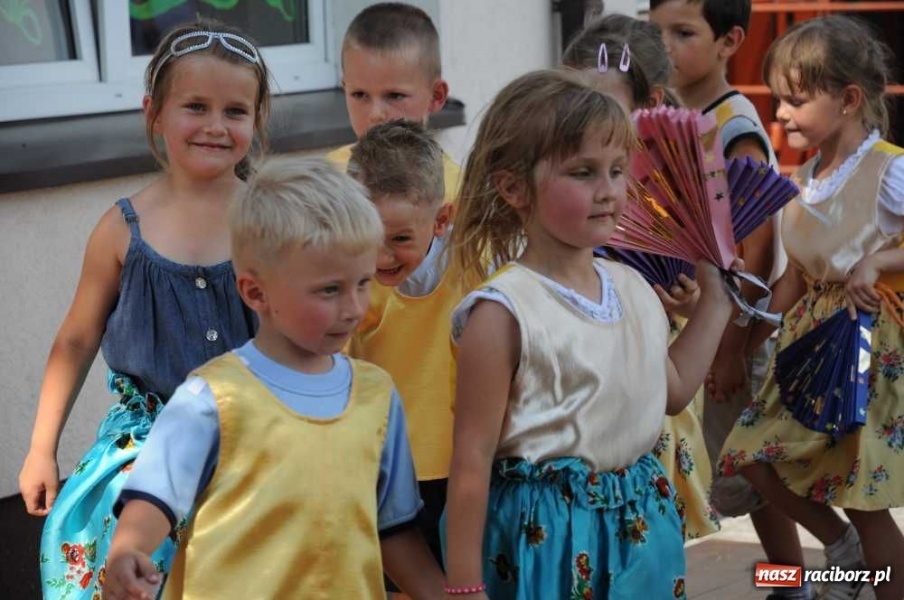 Zdjęcie w galerii na portalu naszraciborz.pl: Festyn z okazji Dnia Dziecka w Borucinie wiadomości z regionu