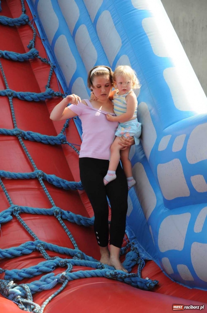 Zdjęcie w galerii na portalu naszraciborz.pl: Festyn z okazji Dnia Dziecka w Borucinie wiadomości z regionu