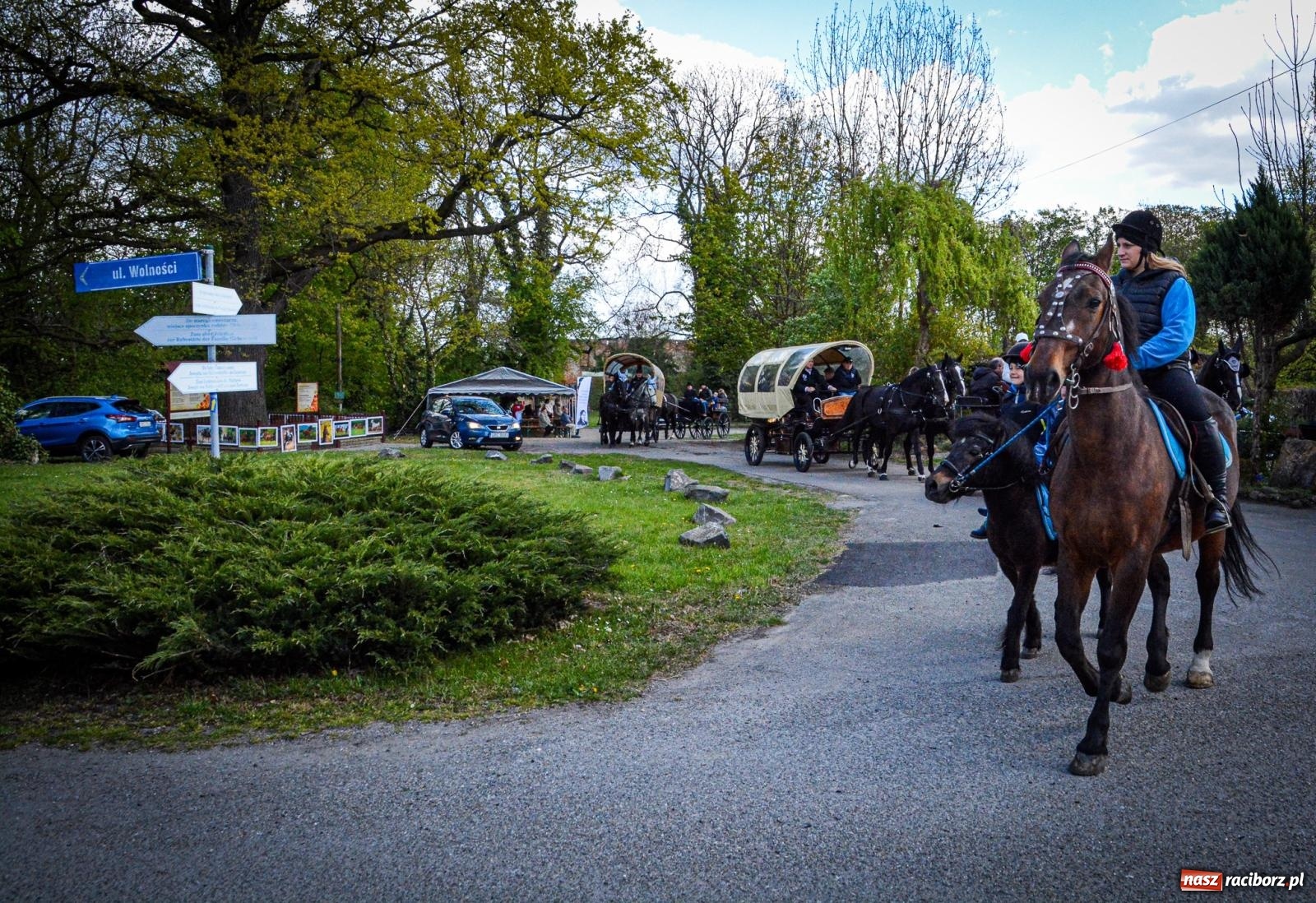 Zdjęcie w galerii na portalu naszraciborz.pl: Łubowice: tradycja i jeździectwo w jednym wydarzeniu [FOTO i WIDEO] wiadomości z regionu