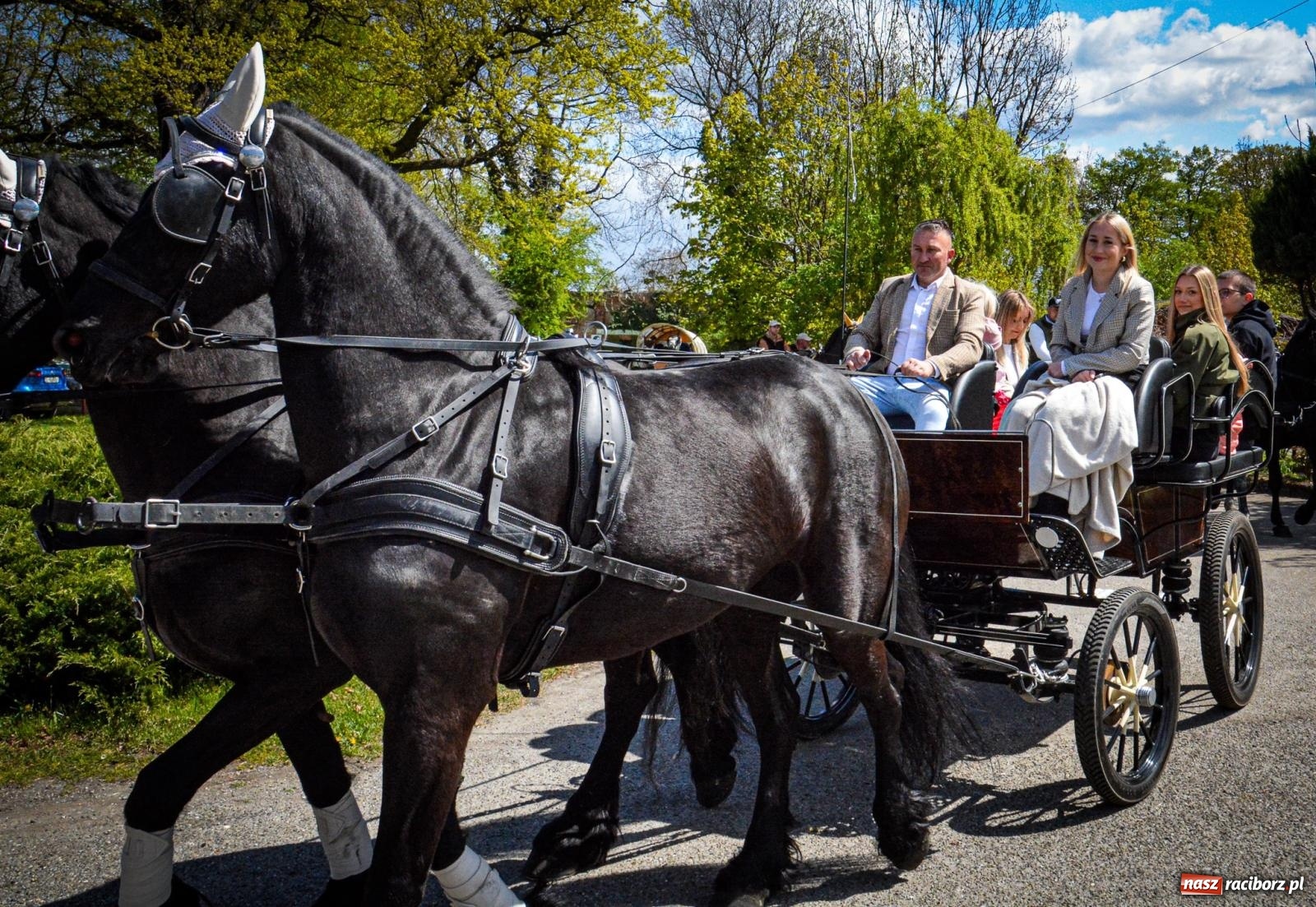 Zdjęcie w galerii na portalu naszraciborz.pl: Łubowice: tradycja i jeździectwo w jednym wydarzeniu [FOTO i WIDEO] wiadomości z regionu
