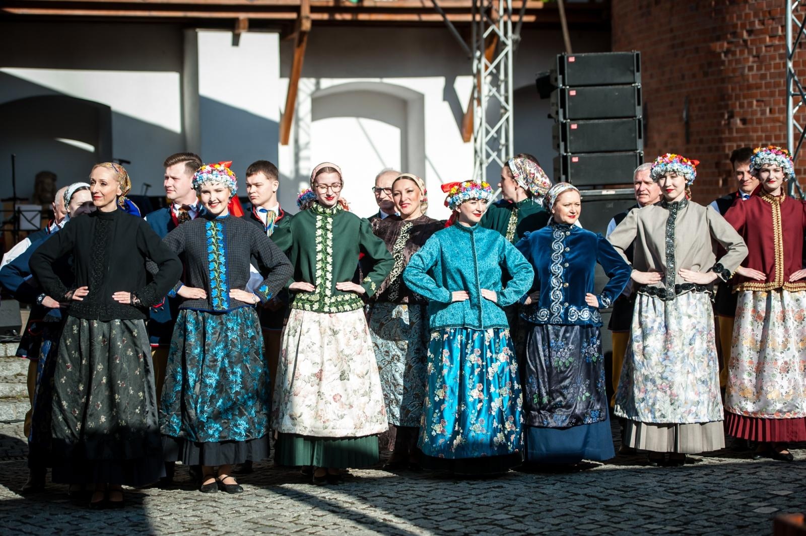 Zdjęcie w galerii na portalu naszraciborz.pl: Zamek Piastowski rozpoczął sezon imprez plenerowych [FOTO i WIDEO] wiadomości z regionu