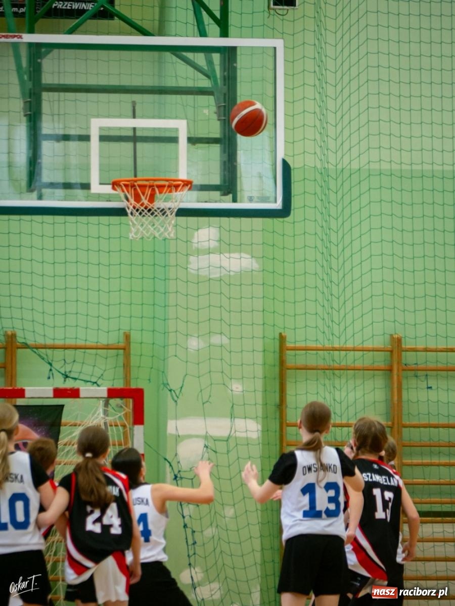 Zdjęcie w galerii na portalu naszraciborz.pl: MiniBasketball Racibórz w finale Mistrzostw Polski [FOTO] wiadomości z regionu