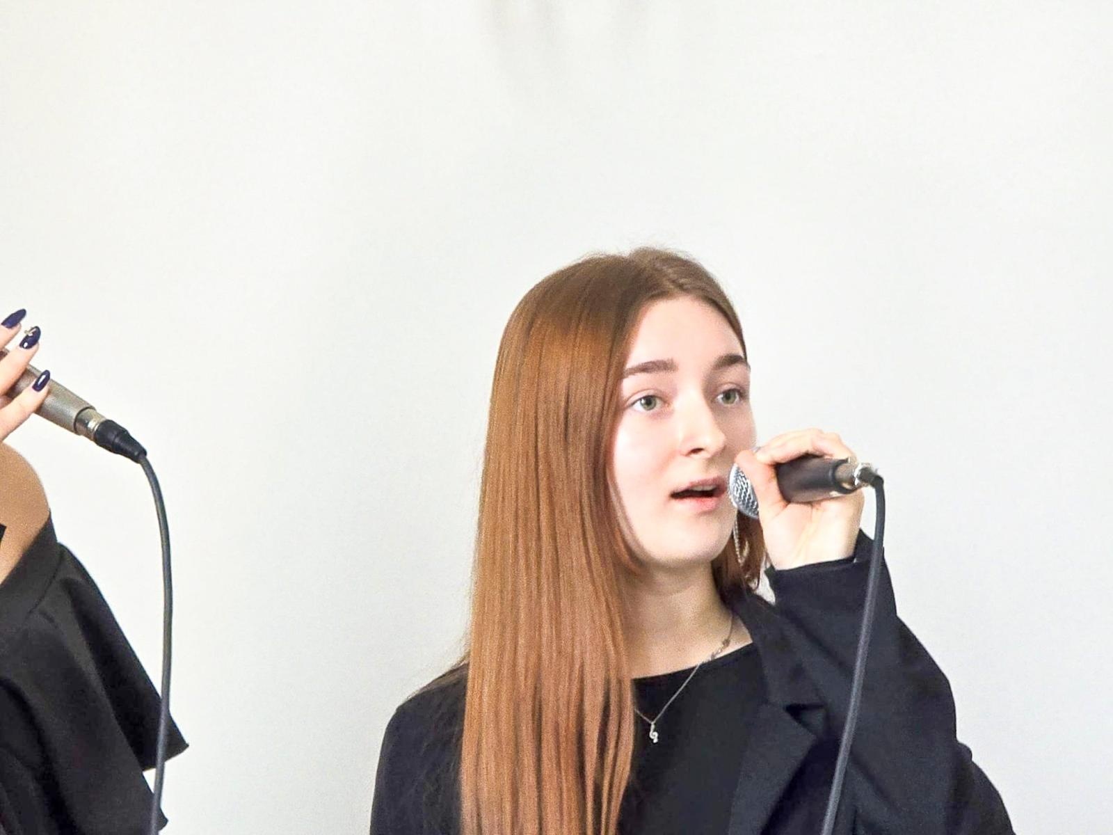 Zdjęcie w galerii na portalu naszraciborz.pl: Z przystani CKZiU nr 1 na ocean życia. Budowlanka i Gastronomik żegnają absolwentów wiadomości z regionu