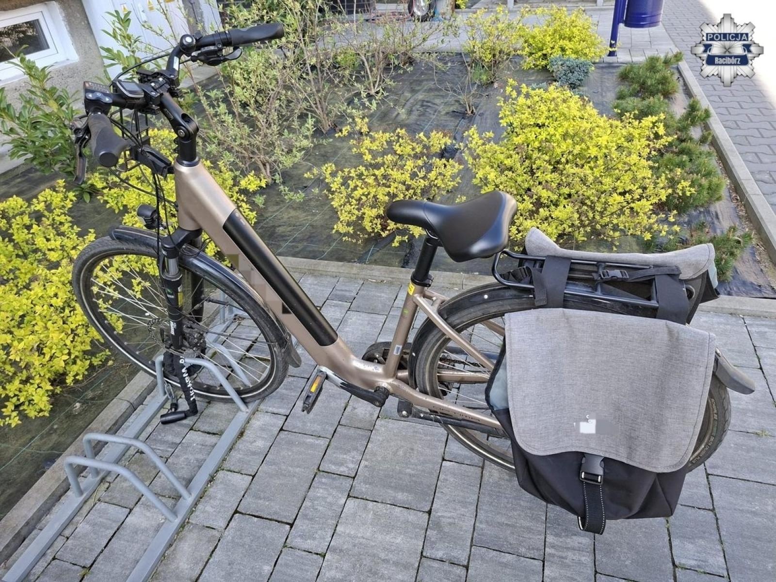 Zdjęcie w galerii na portalu naszraciborz.pl: Włamanie i kradzież roweru w Raciborzu – sprawca zatrzymany wiadomości z regionu