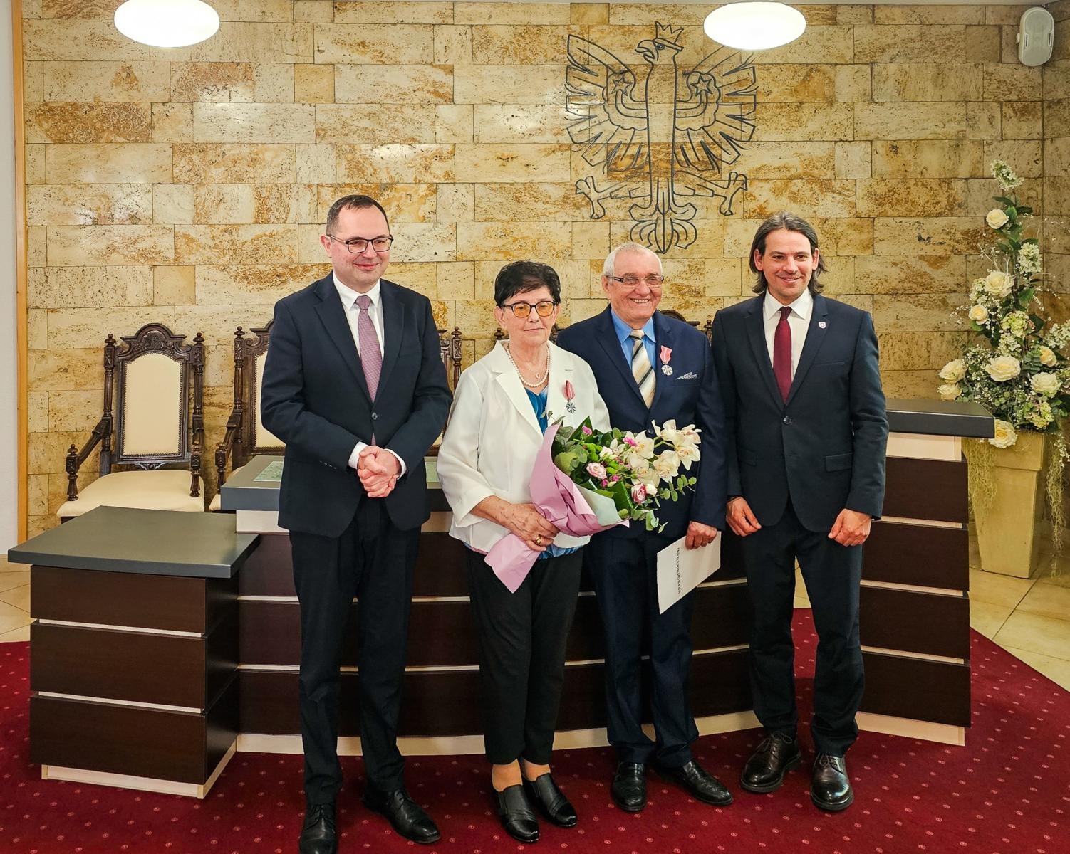 Zdjęcie w galerii na portalu naszraciborz.pl: Medale za długoletnie pożycie małżeńskie wręczone w Raciborzu wiadomości z regionu