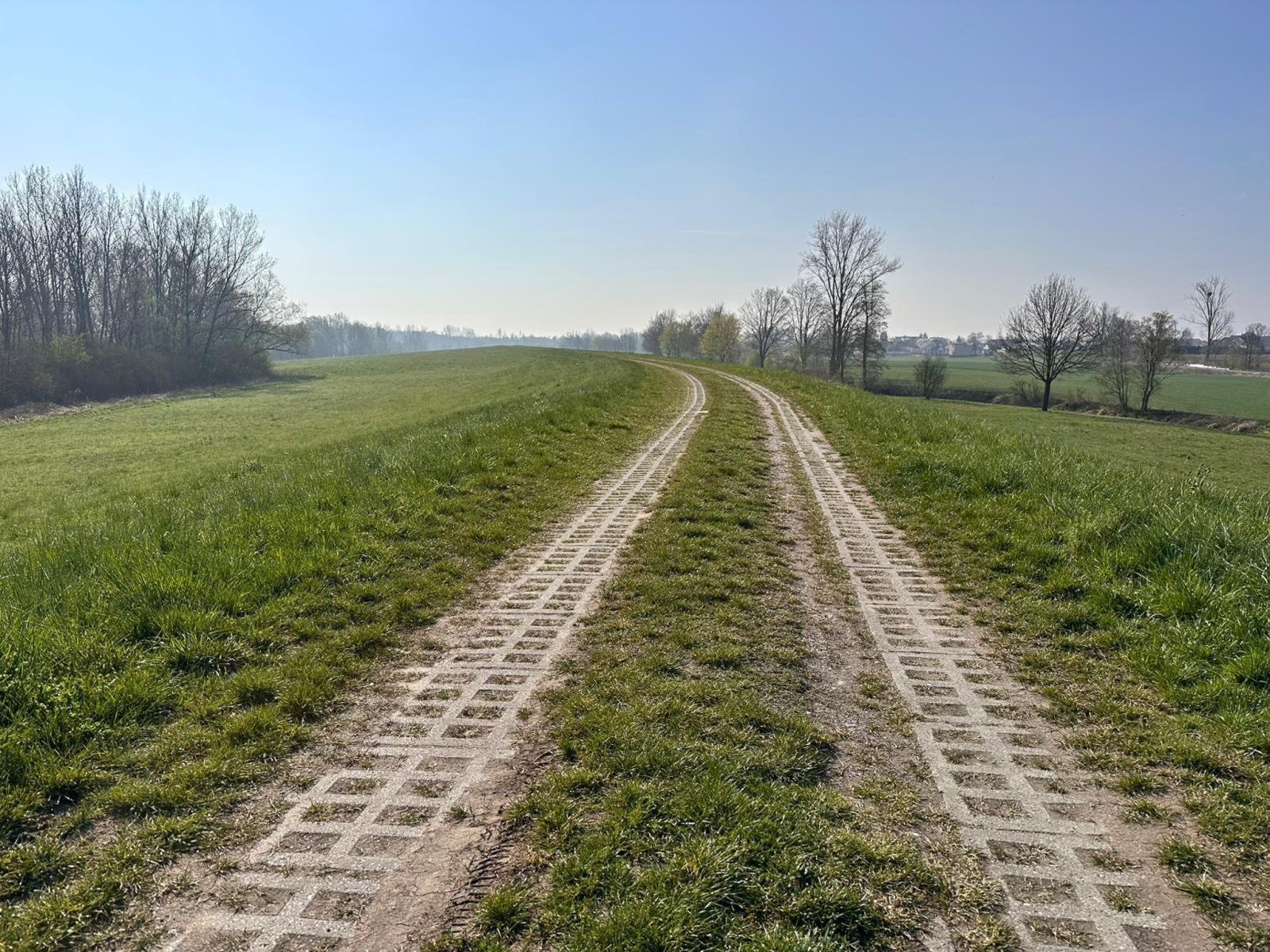 Zdjęcie w galerii na portalu naszraciborz.pl: Gmina Krzyżanowice ma umowę na budowę trasy rowerowej BlueVelo wiadomości z regionu