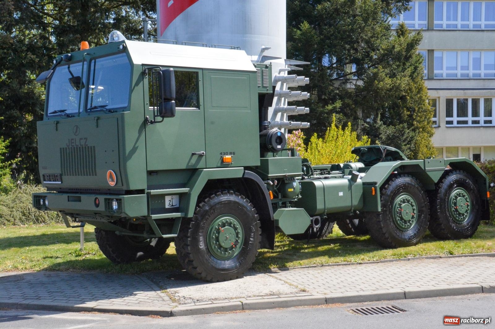 Zdjęcie w galerii na portalu naszraciborz.pl: Historyczny zwrot w Raciborzu: dawne Rafako staje się bastionem obronnym RP [FOTO i WIDEO] wiadomości z regionu