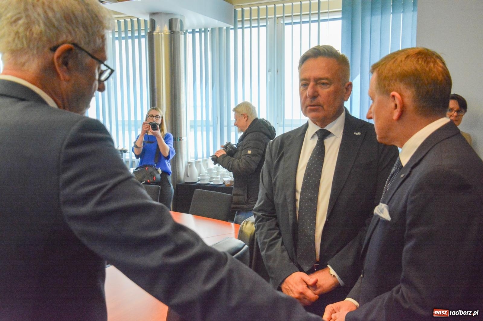 Zdjęcie w galerii na portalu naszraciborz.pl: Historyczny zwrot w Raciborzu: dawne Rafako staje się bastionem obronnym RP [FOTO i WIDEO] wiadomości z regionu