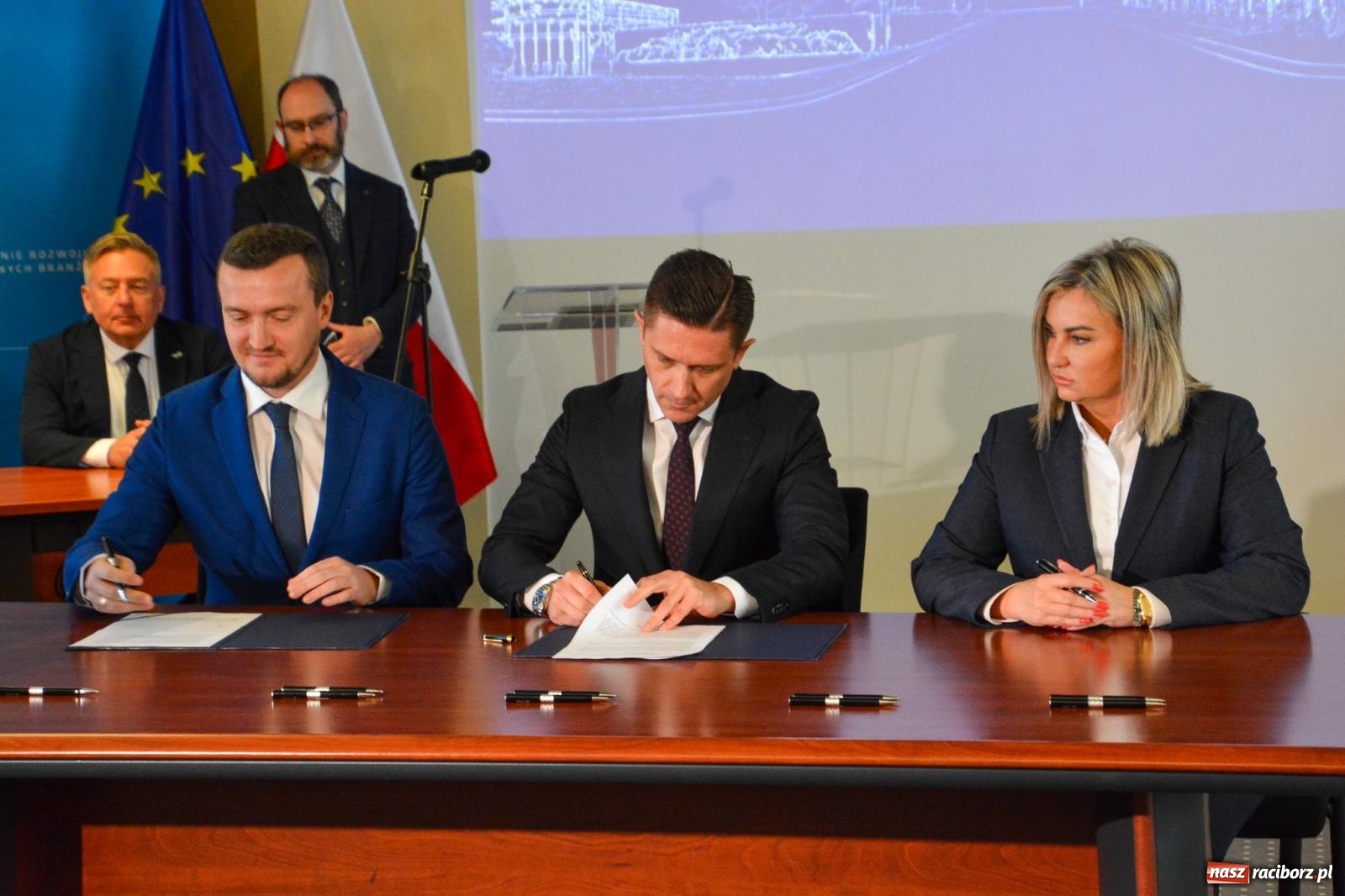 Zdjęcie w galerii na portalu naszraciborz.pl: Historyczny zwrot w Raciborzu: dawne Rafako staje się bastionem obronnym RP [FOTO i WIDEO] wiadomości z regionu