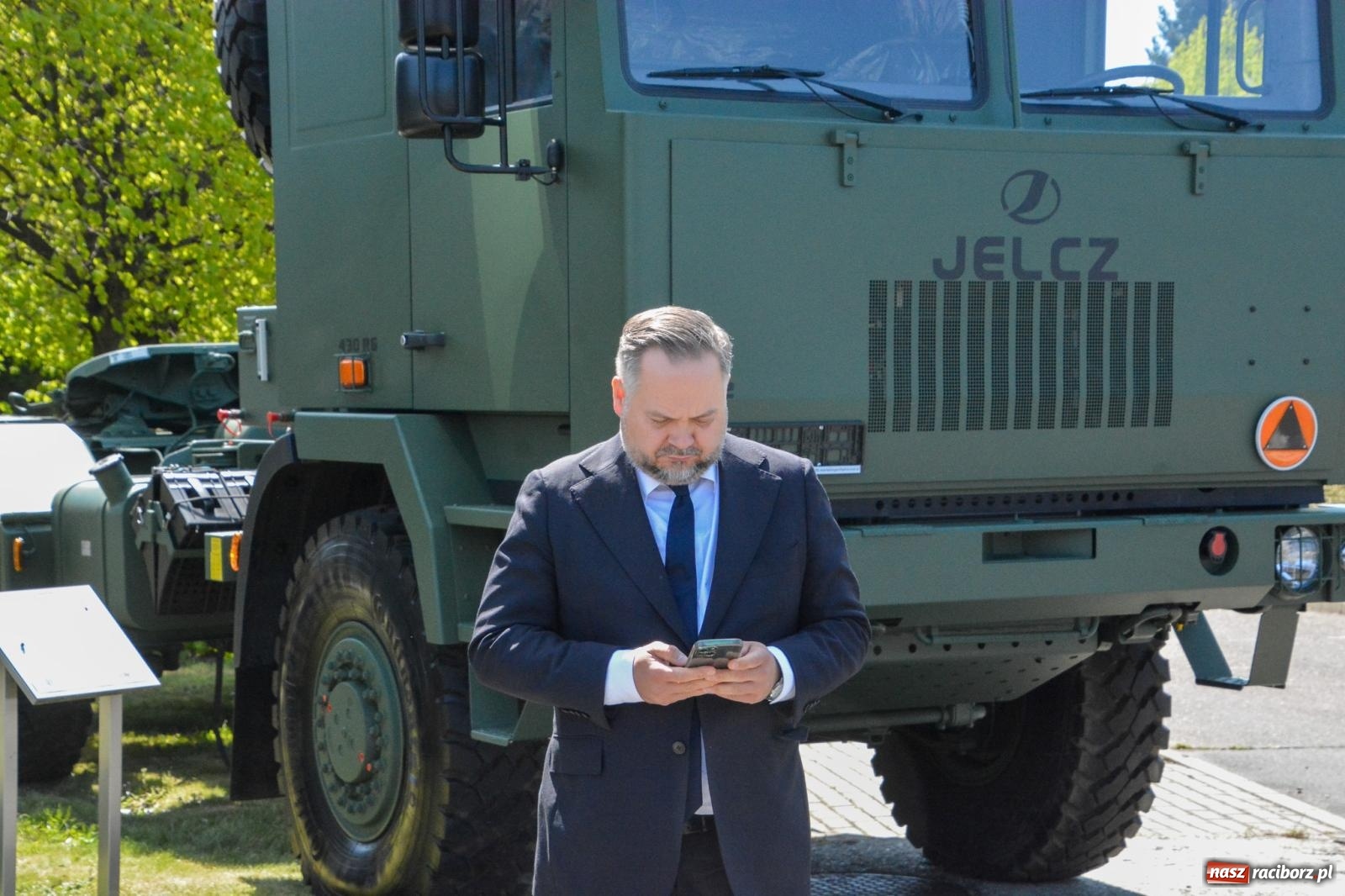 Zdjęcie w galerii na portalu naszraciborz.pl: Historyczny zwrot w Raciborzu: dawne Rafako staje się bastionem obronnym RP [FOTO i WIDEO] wiadomości z regionu
