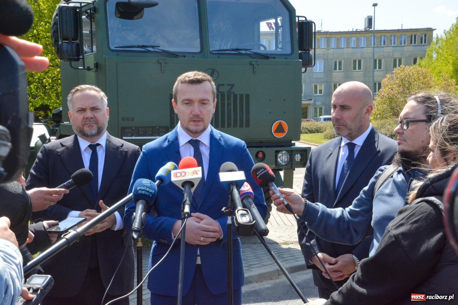 Zdjęcie w galerii na portalu naszraciborz.pl: Historyczny zwrot w Raciborzu: dawne Rafako staje się bastionem obronnym RP [FOTO i WIDEO] wiadomości z regionu