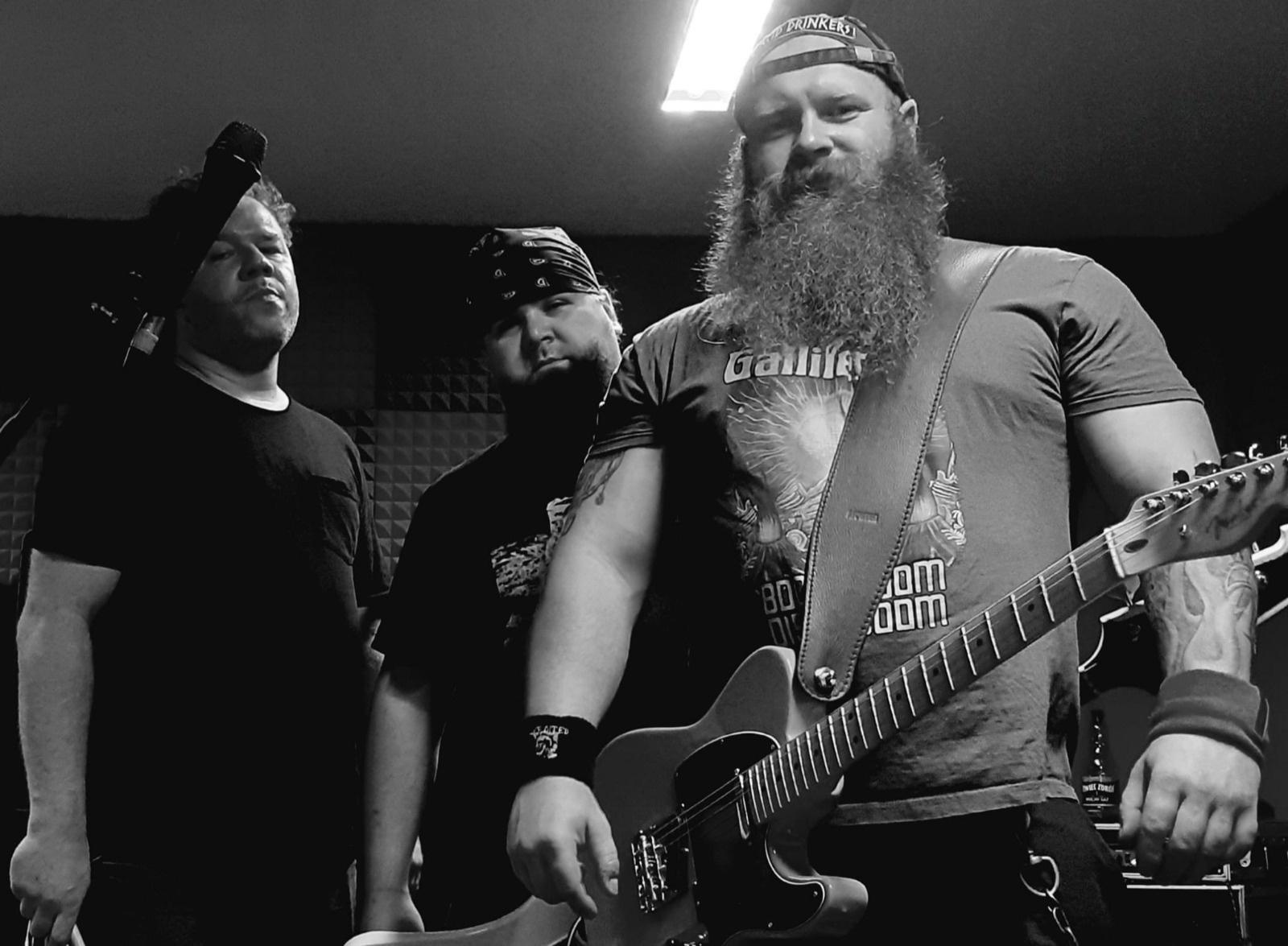 Zdjęcie w galerii na portalu naszraciborz.pl: LARMO w Raciborzu – wieczór ciężkich brzmień i mrocznej energii wiadomości z regionu