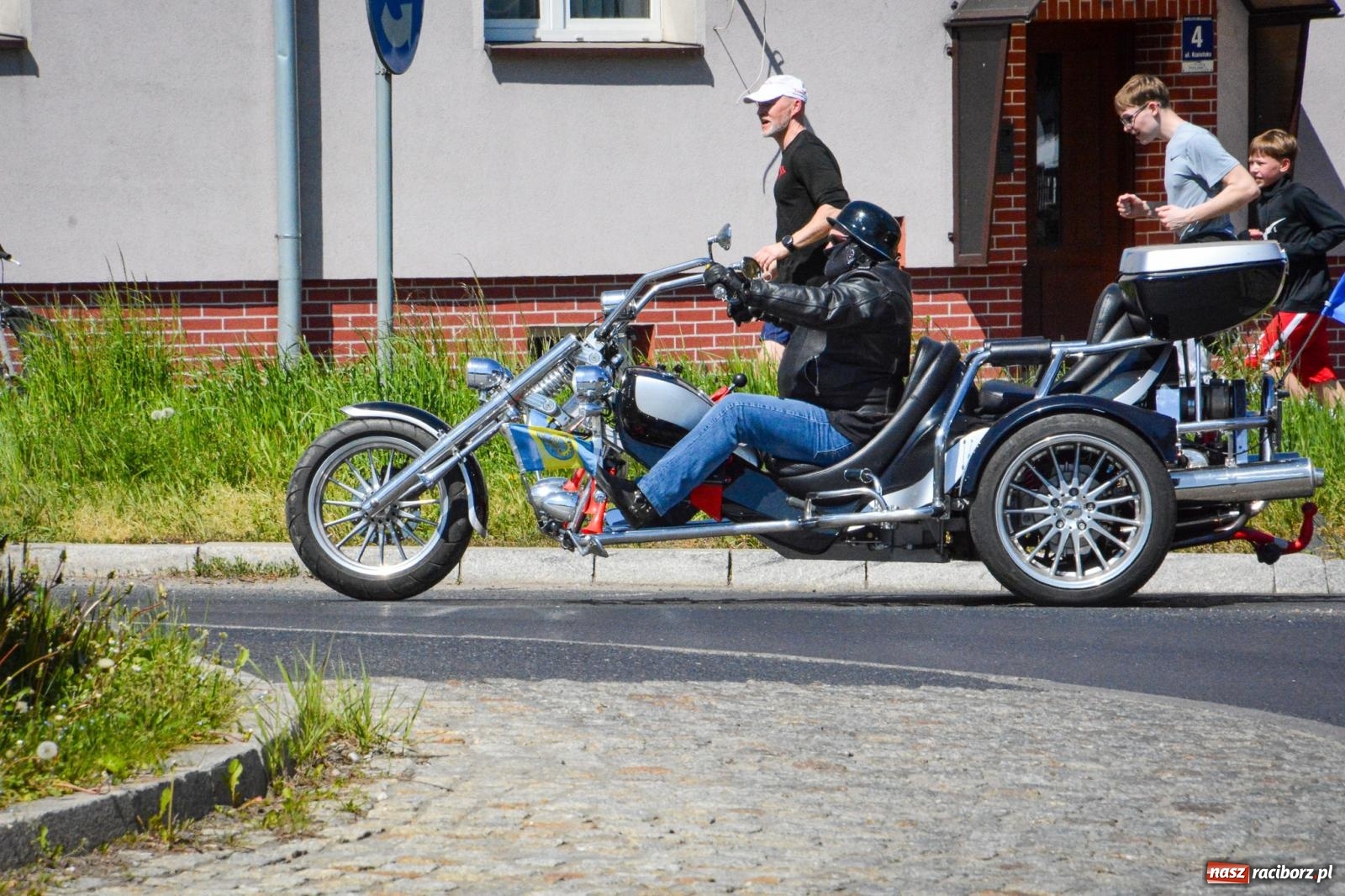 Zdjęcie w galerii na portalu naszraciborz.pl: Rozpoczęcie sezonu motocyklowego w Raciborzu [FOTO i WIDEO] wiadomości z regionu