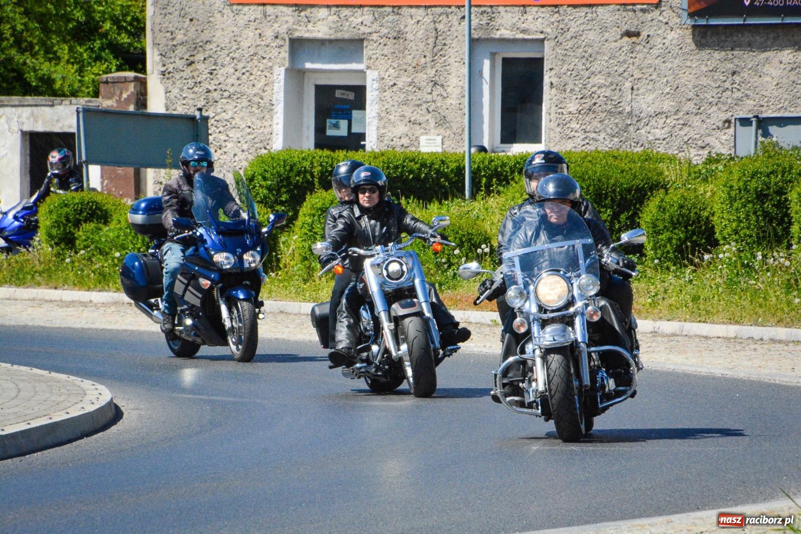 Zdjęcie w galerii na portalu naszraciborz.pl: Rozpoczęcie sezonu motocyklowego w Raciborzu [FOTO i WIDEO] wiadomości z regionu
