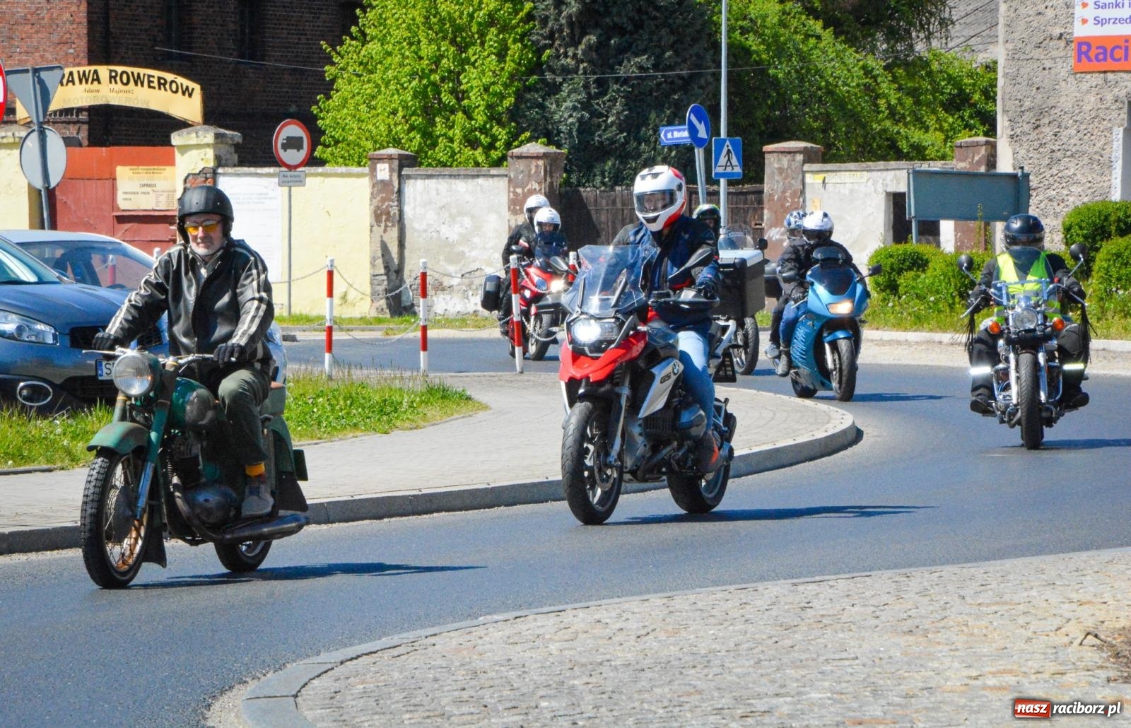 Zdjęcie w galerii na portalu naszraciborz.pl: Rozpoczęcie sezonu motocyklowego w Raciborzu [FOTO i WIDEO] wiadomości z regionu