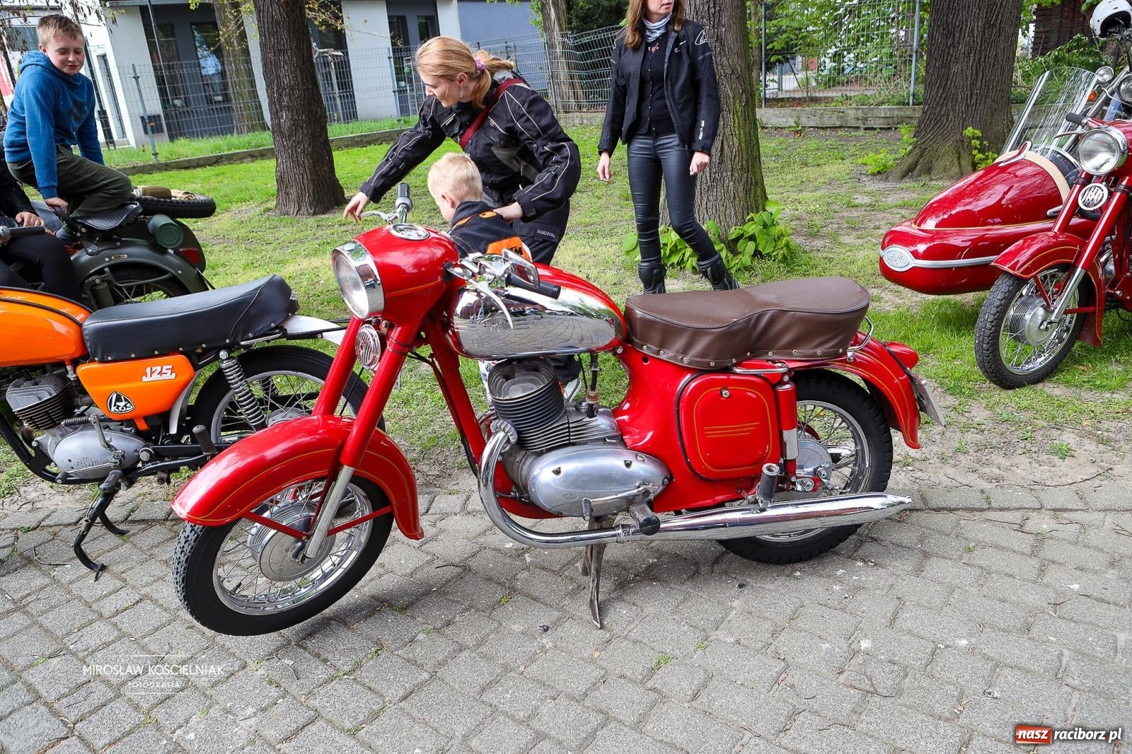Zdjęcie w galerii na portalu naszraciborz.pl: Rozpoczęcie sezonu motocyklowego w Raciborzu [FOTO i WIDEO] wiadomości z regionu