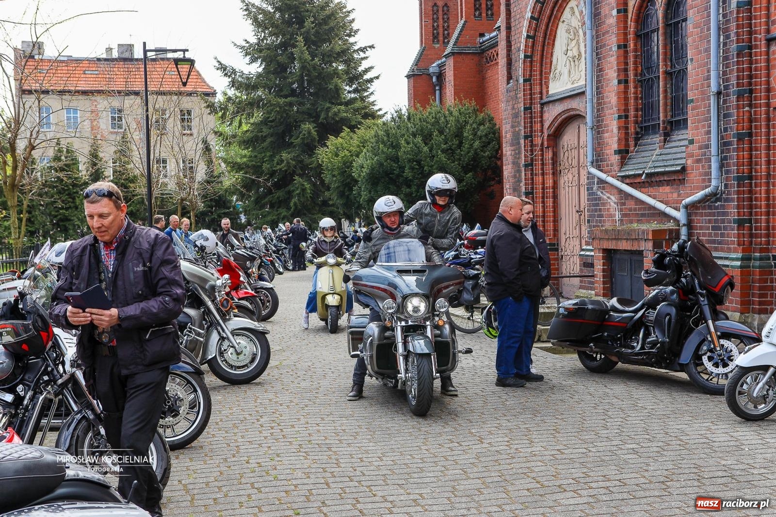 Zdjęcie w galerii na portalu naszraciborz.pl: Rozpoczęcie sezonu motocyklowego w Raciborzu [FOTO i WIDEO] wiadomości z regionu