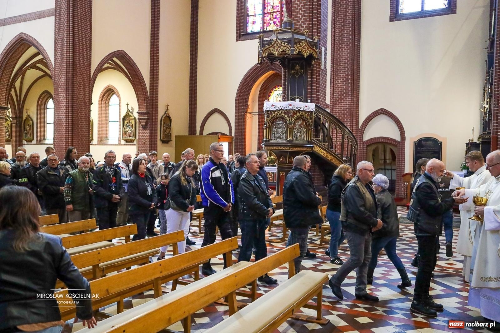 Zdjęcie w galerii na portalu naszraciborz.pl: Rozpoczęcie sezonu motocyklowego w Raciborzu [FOTO i WIDEO] wiadomości z regionu