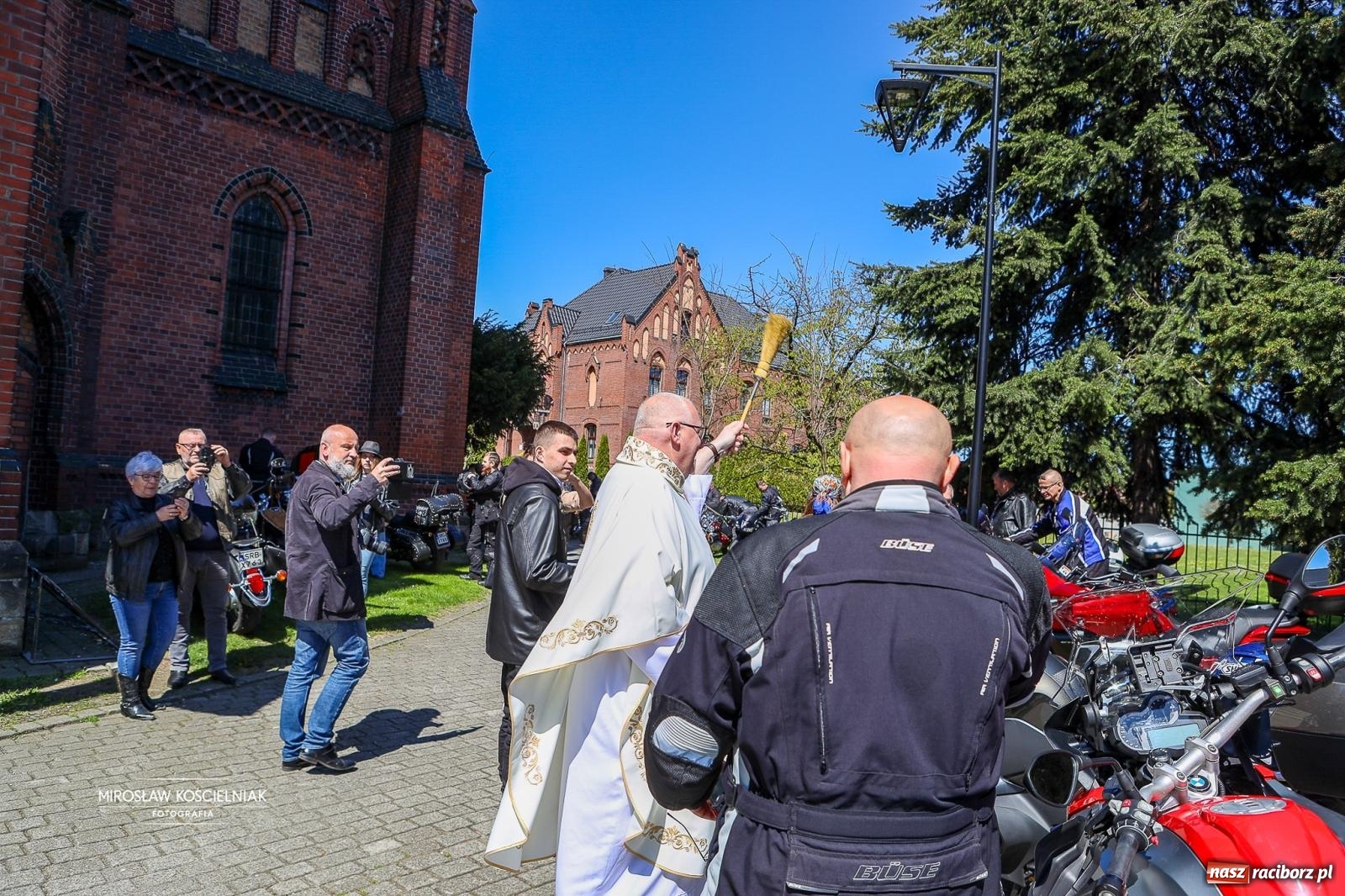 Zdjęcie w galerii na portalu naszraciborz.pl: Rozpoczęcie sezonu motocyklowego w Raciborzu [FOTO i WIDEO] wiadomości z regionu